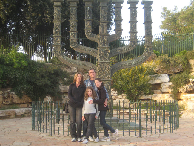 A Kodak moment at the State Symbol, near the Knesset