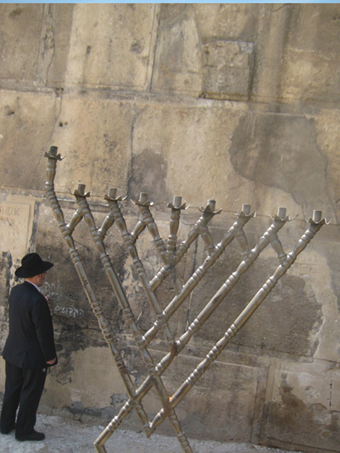 Chanuka at the seventh step at Ma'arat Hamachpelah Hebron