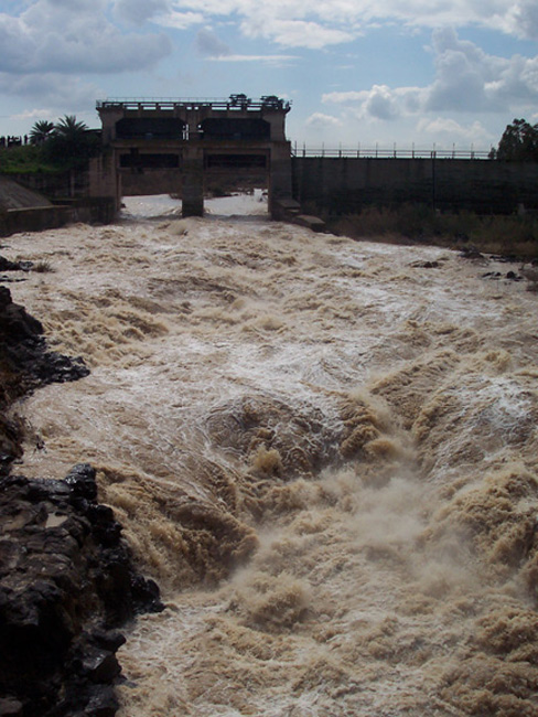 The rare sight of opened floodgates at Naharayim